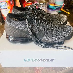Womens Nike Vapor Max Size 9.5 Cookies & Cream